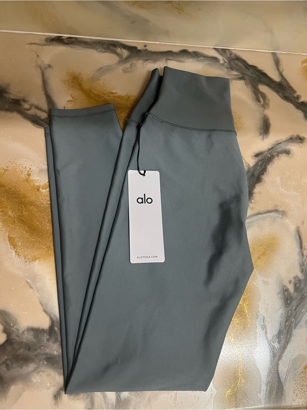 ALO Yoga High-Rise Leggings Gray